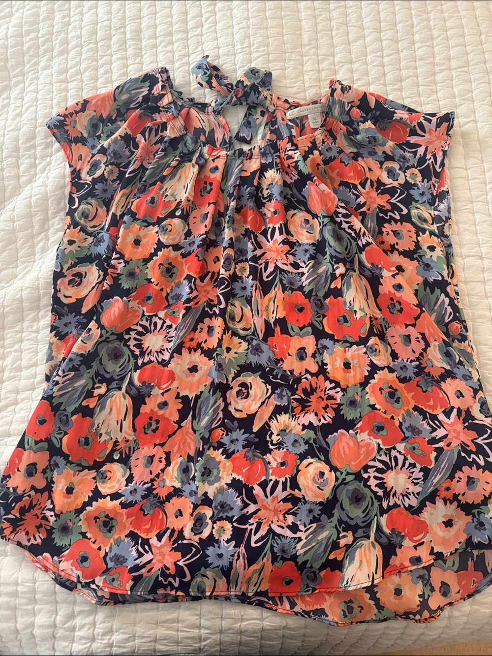 LC Lauren Conrad Navy Floral Tie-Neck Cap Sleeve Blouse